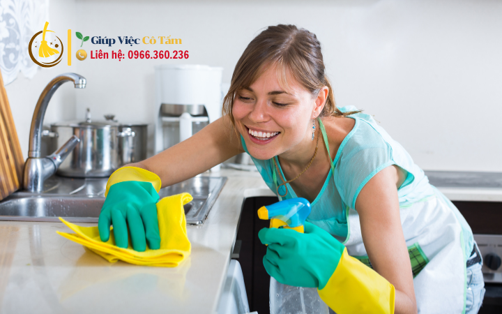 Câu chuyện được hé lộ về việc tìm người giúp việc nhà tốt.