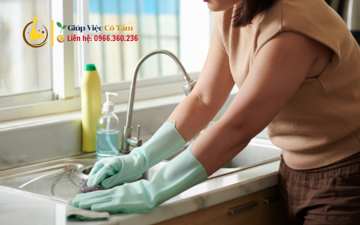 Tìm người giúp việc nhà có cần phỏng vấn không?