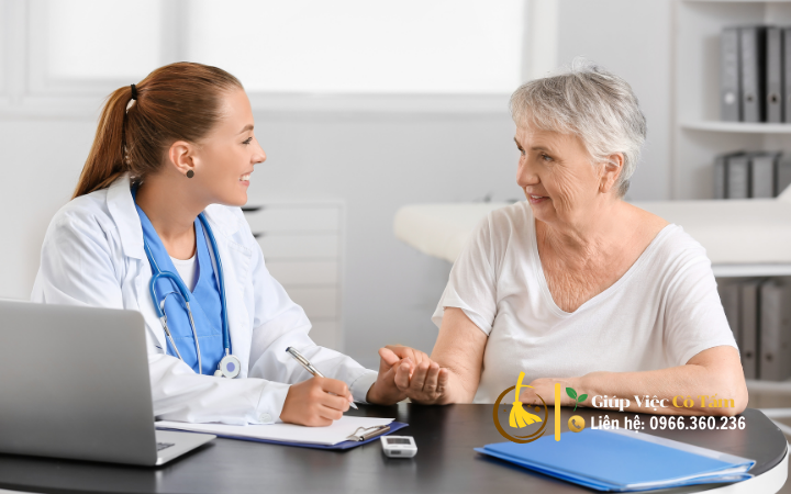 Lỗi thường gặp khi chọn dịch vụ chăm sóc người già tại nhà