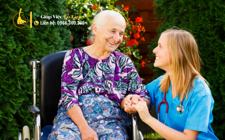 Giá trị đích thực của dịch vụ chăm sóc người già tại nhà trong đời sống