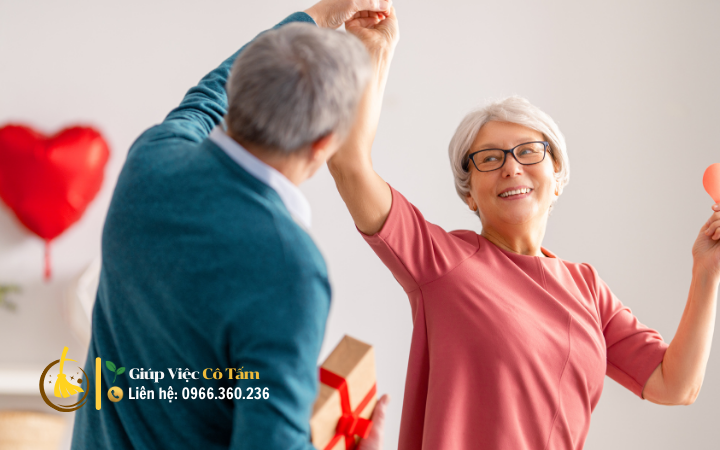 Hỗ trợ việc chăm sóc người già: Chuyện xưa và nay