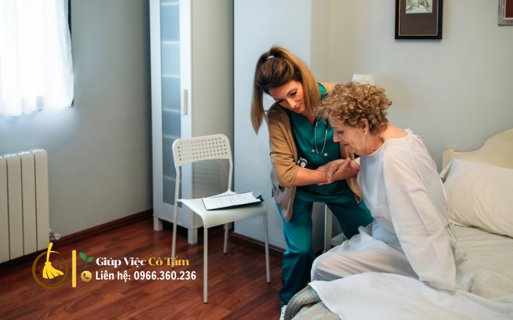 Phân tích lương giúp việc chăm sóc người già qua trải nghiệm