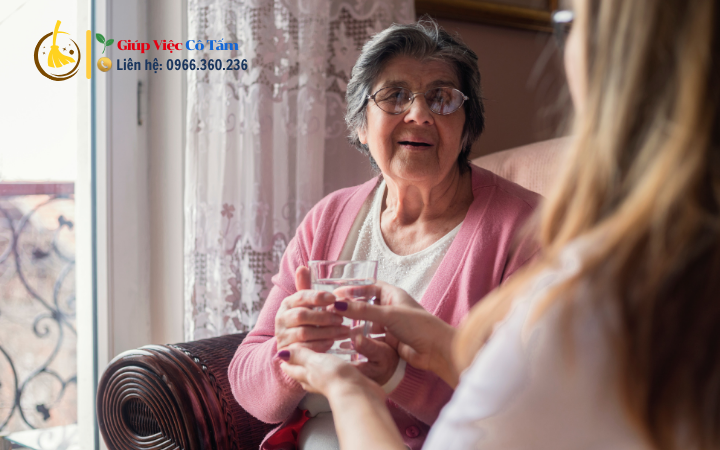 Giúp việc chăm người già, người bệnh quận Hà Đông, Hà Nội.