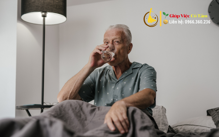 Giúp việc chăm người già, người bệnh tại Thạch Thất, Hà Nội