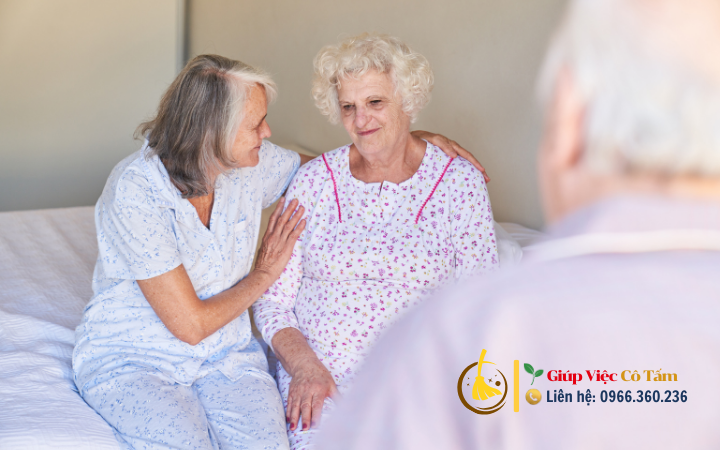 Chăm sóc người già bệnh nặng: Đúng theo quy trình