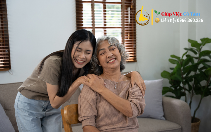 Khám phá dịch vụ chăm sóc người già Hà Nội tốt nhất