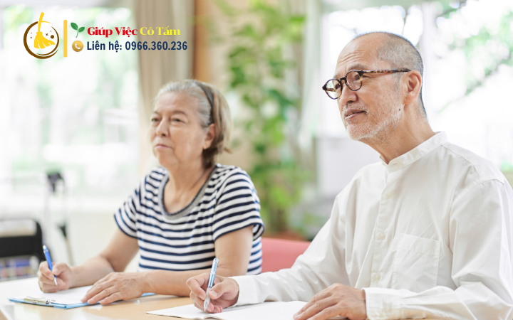 Bảng báo giá chăm sóc người già tại nhà mới nhất.