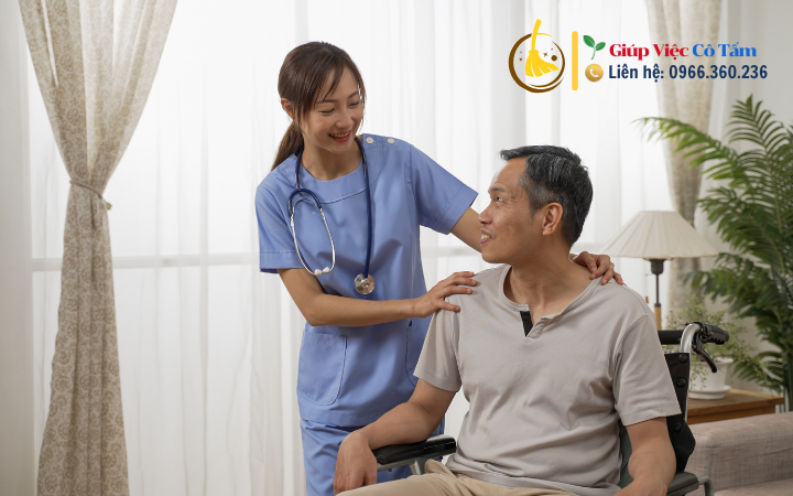 Chủ động theo dõi sức khỏe người bệnh để tránh rủi ro.