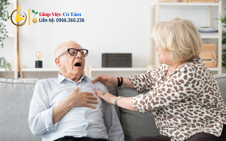 Duy trì vận động trong chăm sóc người bệnh cao tuổi.