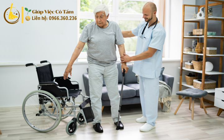 Tìm hiểu về chăm sóc người bệnh nặng tại nhà cho gia đình.