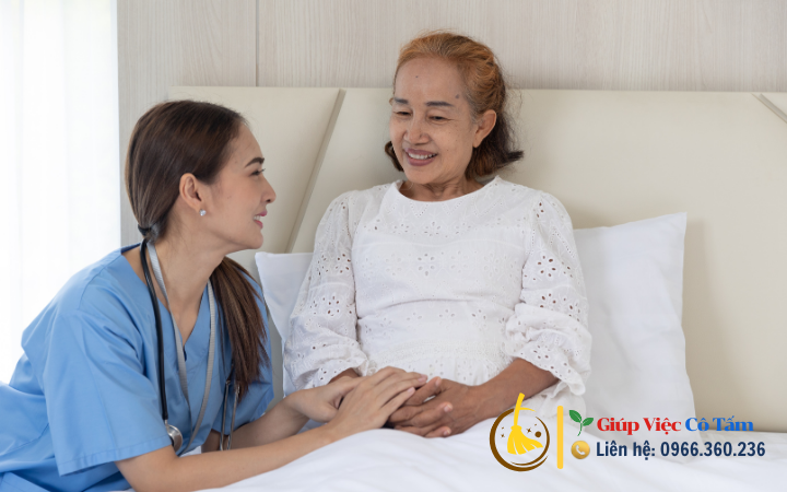 Chăm sóc ông bà cao tuổi một cách chu đáo