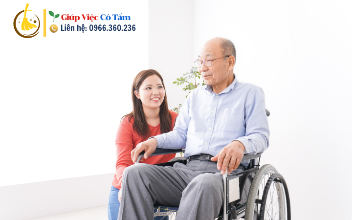 Chăm sóc tinh thần cho người già qua hoạt động.