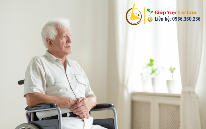 Chăm sóc người già liệt giường như thế nào cho tốt?