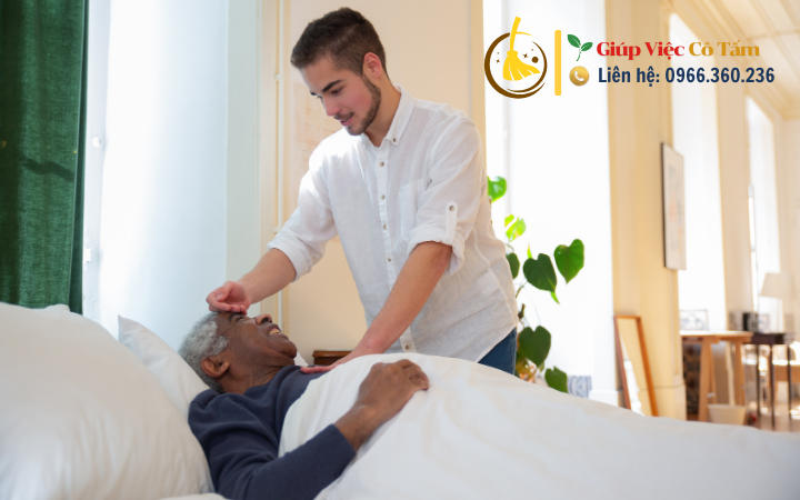 Mẹo chăm sóc người già liệt giường tại nhà