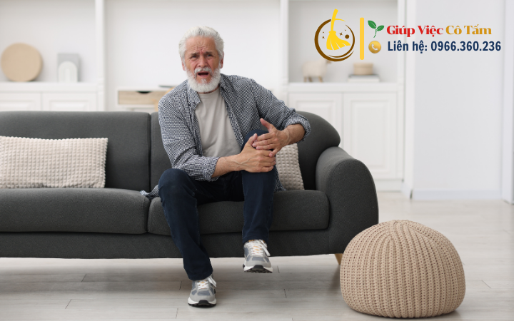 Nâng cao chất lượng sống qua chăm sóc người già bị xương khớp.