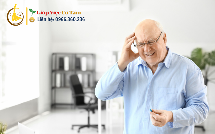 Chia sẻ kinh nghiệm chăm sóc người già đãng trí.