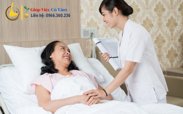 Thấu hiểu điều dưỡng chăm sóc người già trong công việc.