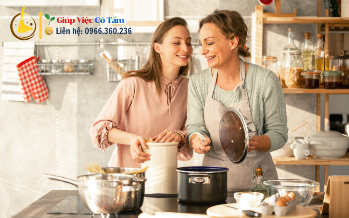 Thực hiện đi chợ nấu ăn đơn giản cho bữa gia đình.
