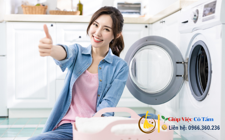 Hướng dẫn phơi đồ gấp quần áo nhanh chóng và hiệu quả.