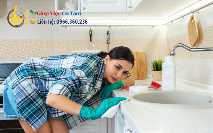 Cha mẹ thông thái chọn lau sàn nhà sạch cho trẻ nhỏ