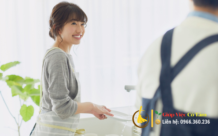 Tham khảo mẹo rửa bát đũa sạch cho gia đình bạn.