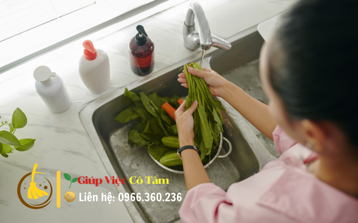 Sơ chế thực phẩm giúp bảo quản lâu và sạch sẽ hơn.