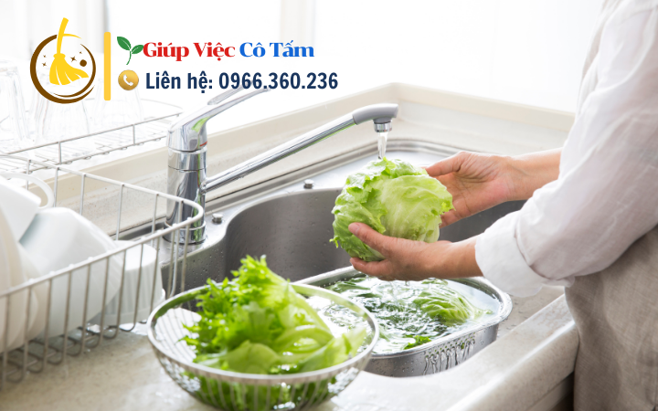 Sơ chế thực phẩm giúp ngăn ngừa vi khuẩn hiệu quả.