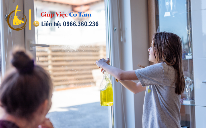 Tối ưu hóa vệ sinh với bí quyết lau kính không vết.