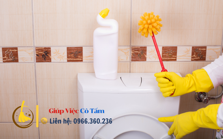 Đánh bay mùi hôi bằng cách khử mùi toilet đơn giản.