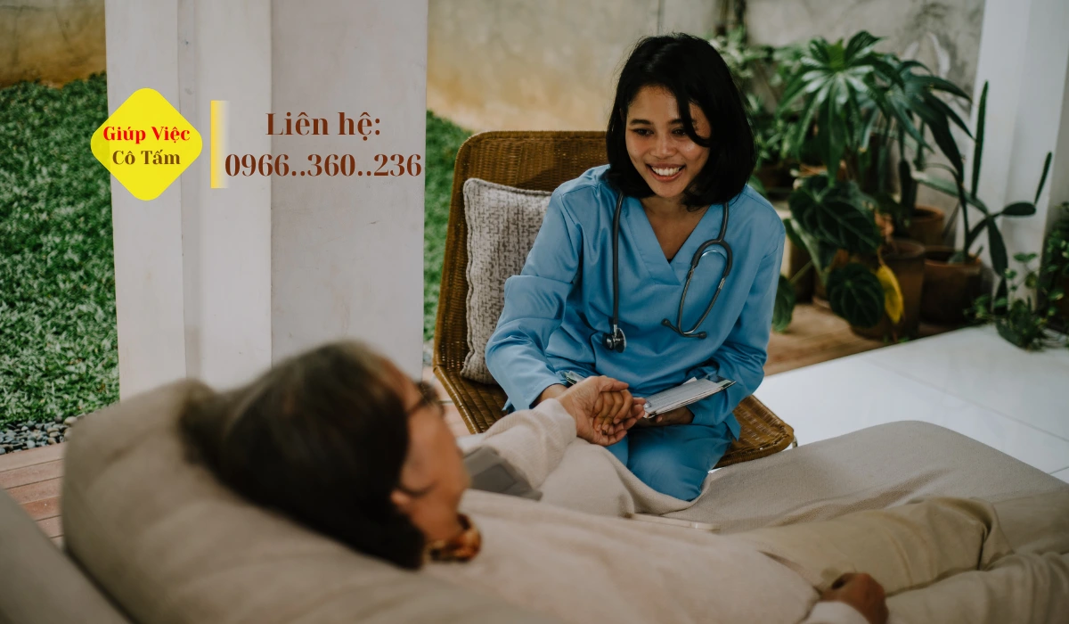 Dịch vụ giúp việc chăm sóc người cao tuổi tỉnh Hưng Yên